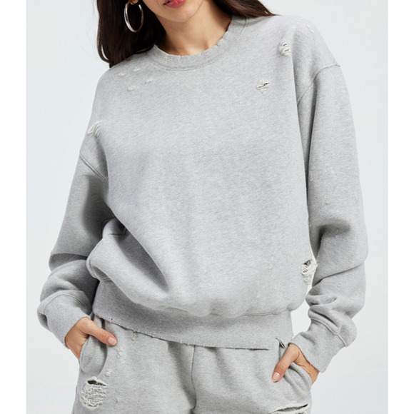NEW GOOD AMERICAN HEATHER GREY DISTRESSED CREWNECK BOYFRIEND SWEATSHIRT TOP SZ 1 - Picture 1 of 6